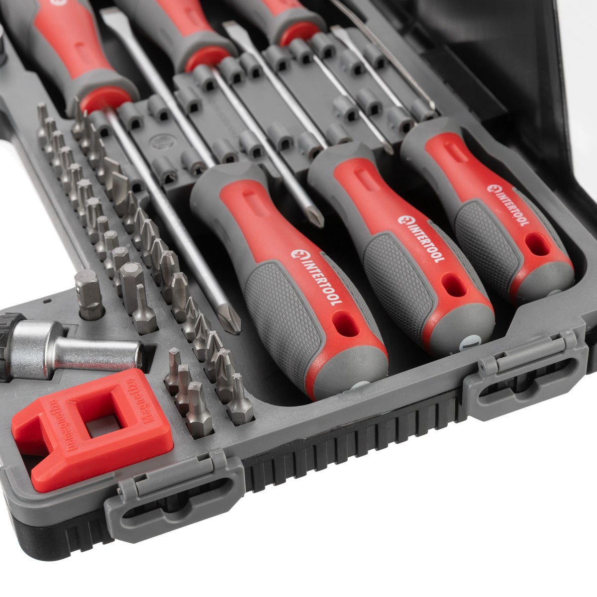 INTERTOOL 16" 51-Piece Ratchet Screwdriver Set with Multi-Bit Driver 3,6 lbs | VT08-3352